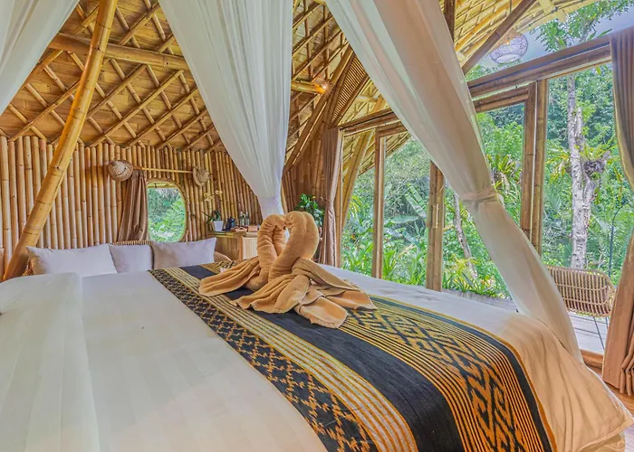 Villa Arcada Bali Bamboo House *