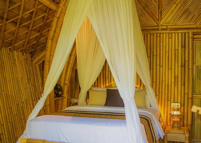 Arcada Bali Bamboo House Villa *