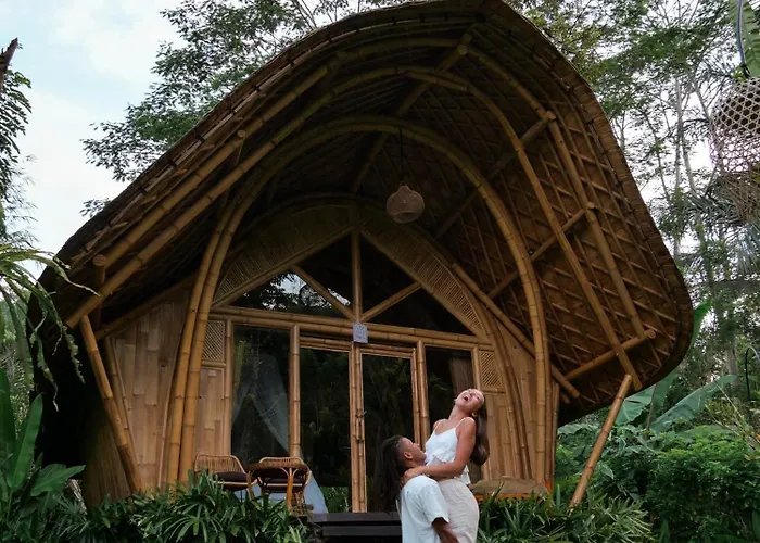 Arcada Bali Bamboo House *