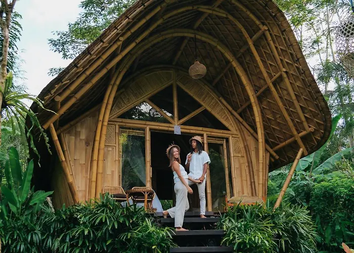 Arcada Bali Bamboo House Villa *