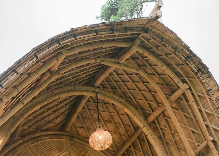 Arcada Bali Bamboo House Villa *