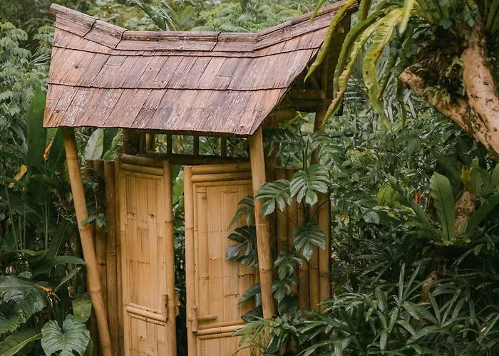 Arcada Bali Bamboo House *
