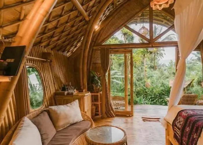 Arcada Bali Bamboo House Вилла *